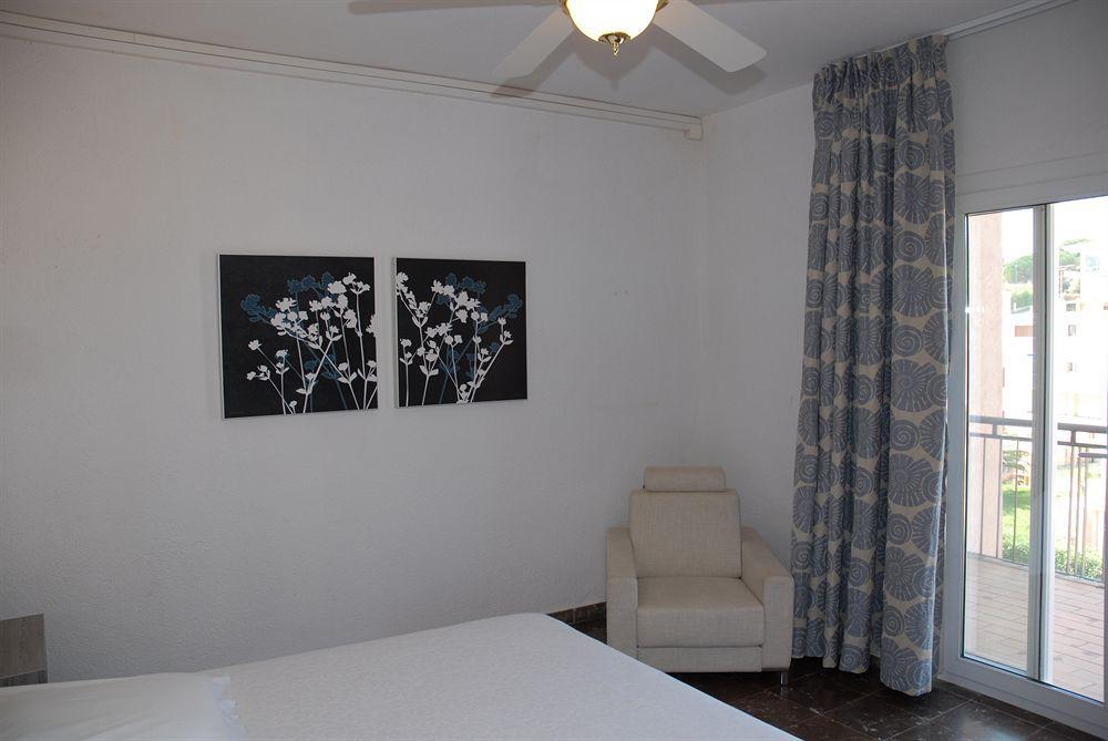 Llança Hotel Grifeu מראה חיצוני תמונה
