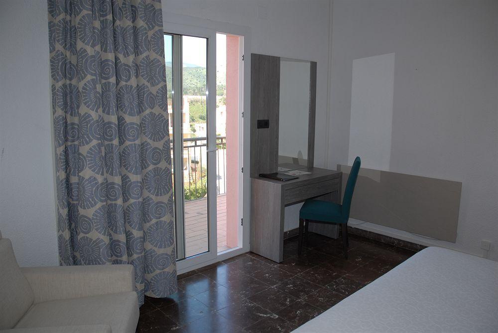 Llança Hotel Grifeu מראה חיצוני תמונה